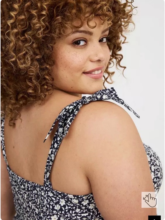 torrid Tops - 🩵HP🩵 torrid Navy and White Floral Tie-Strap Summer Top